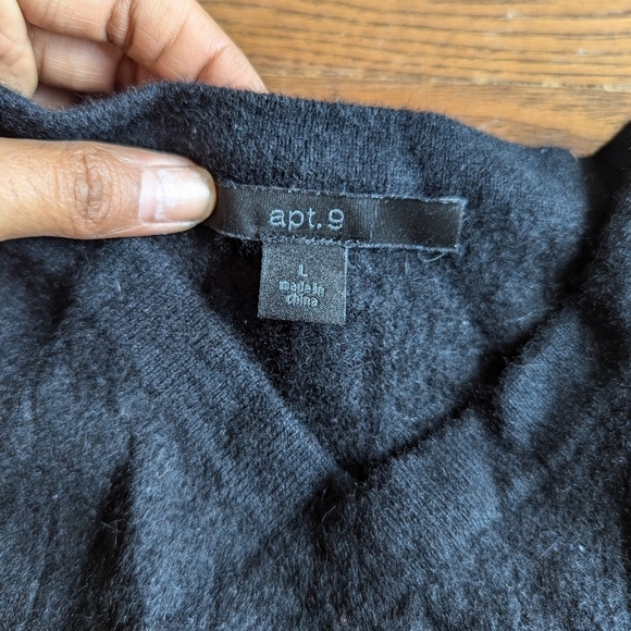 Apt. 9 100% cashmere V-neck black sweater ribbing stripe Men's size Large - Picture 3 of 8